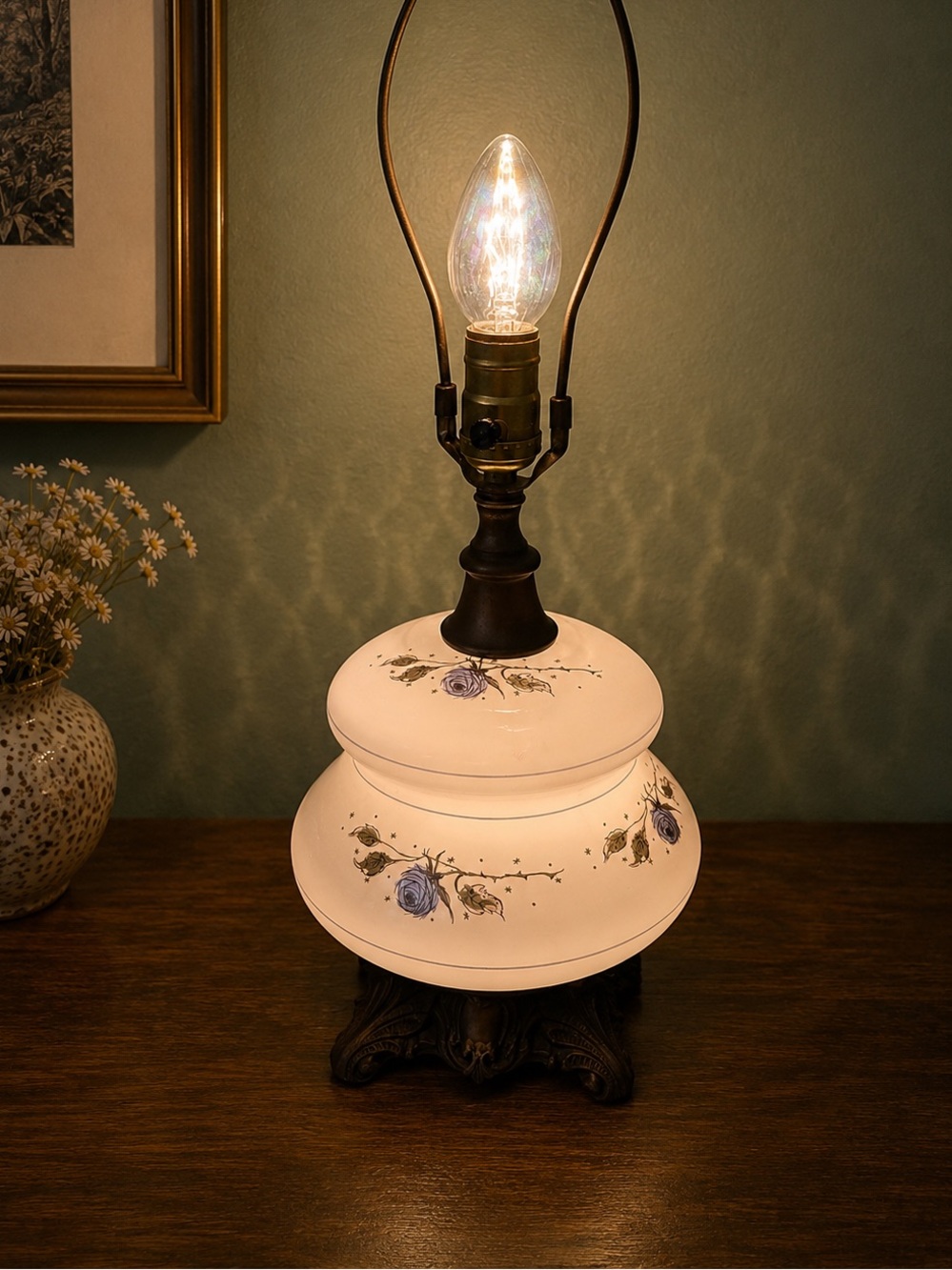 Vintage Accurate Casting Blue Rose Milk Glass Hurricane Accent Lamp